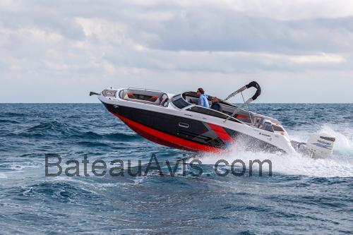 Four Winns HD 240 RS fiche technique et avis